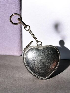 Silver Heart Keychain Coin Pouch - Women's Accessory